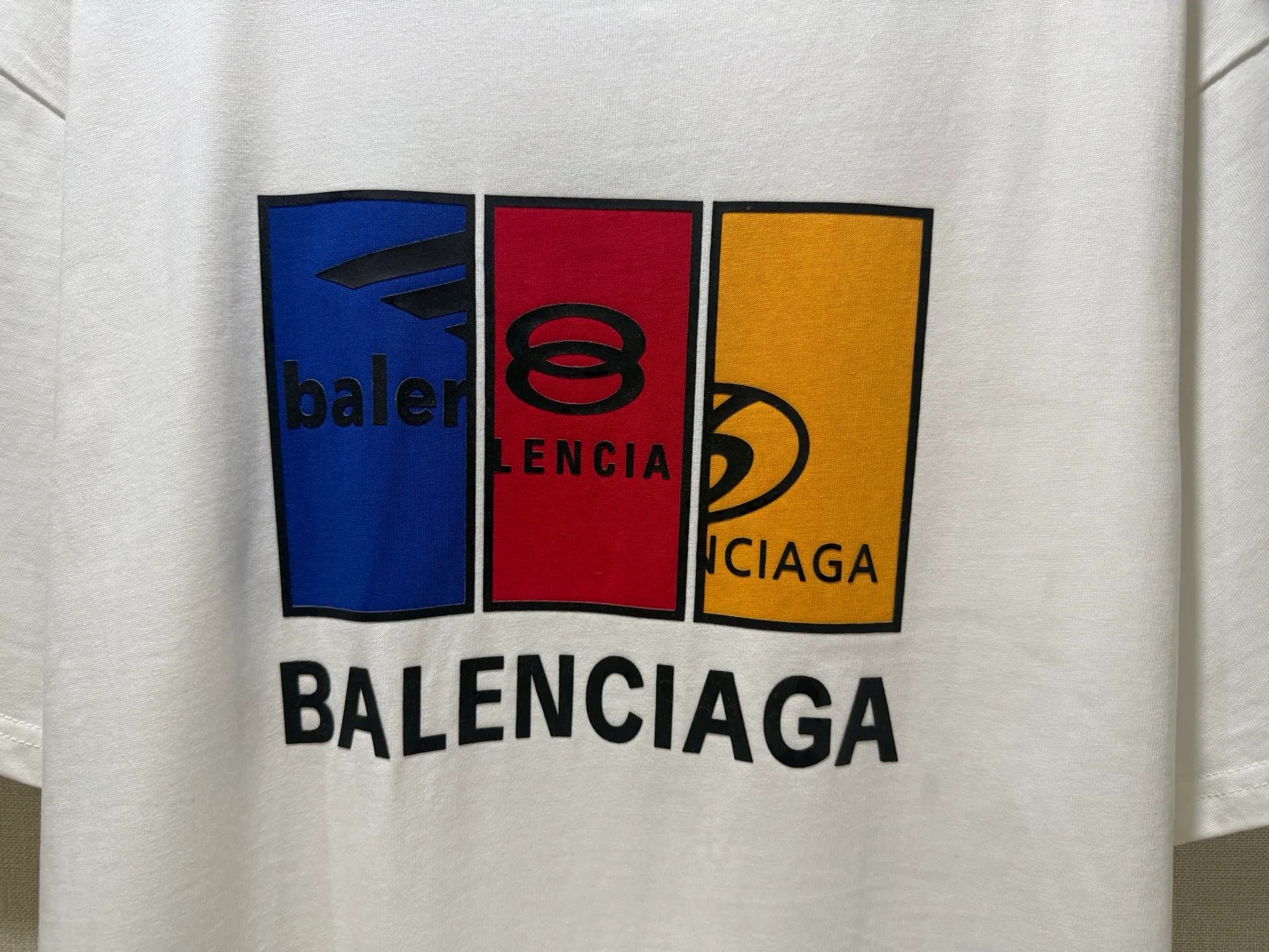 TM 1029 BALENCIAGA ：280 32 ： Hot Sale os 200 ：Black White Size：S M L XL